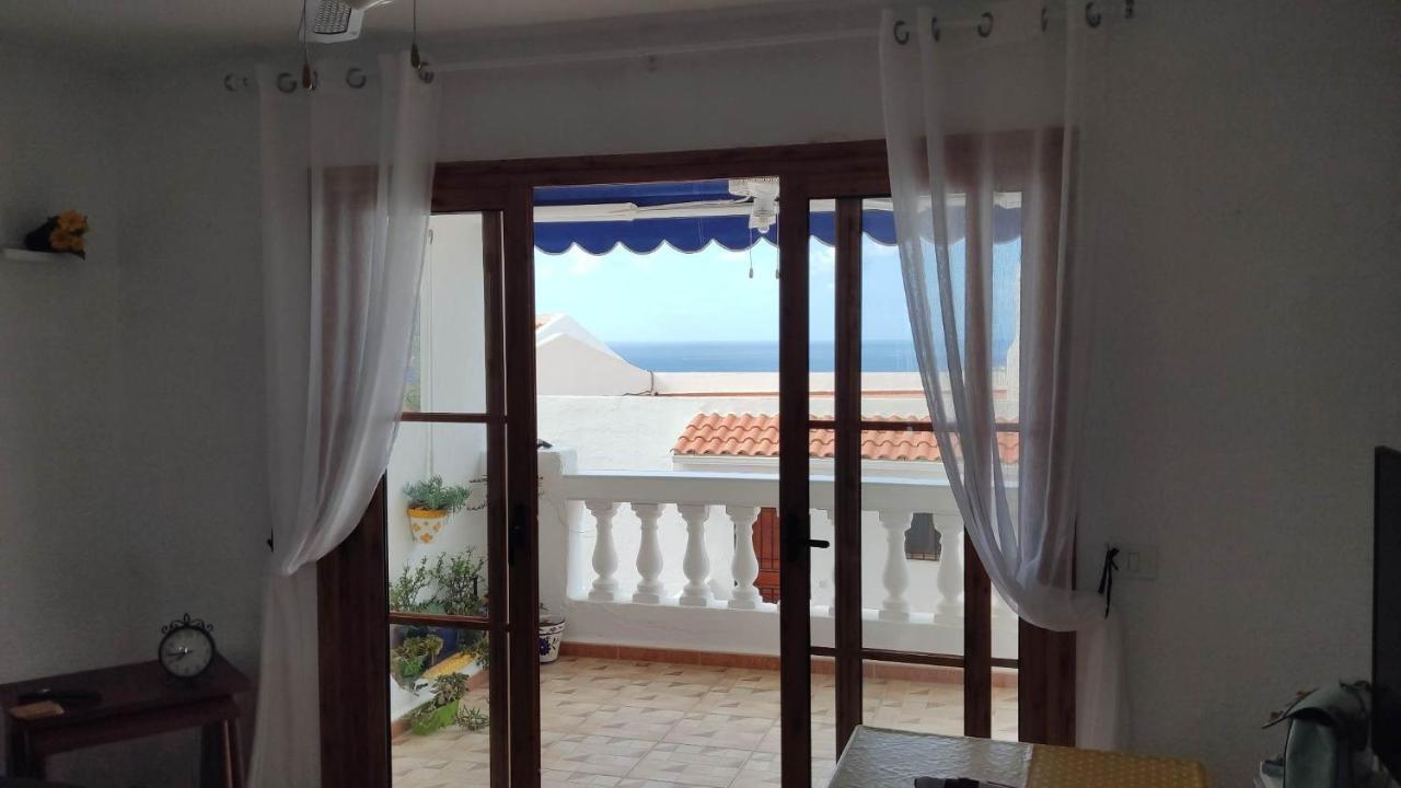 Santiago Beach, Los Cristianos Apartment With Air Conditioning Ngoại thất bức ảnh
